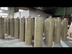 Codzienne ładowanie produktów firmy