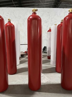 System gaśniczy CO2 o pojemności 70 litrów Butle CO2 42 kg w sali komputerowej
